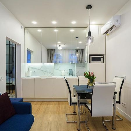 Moder Chic Apartment In Center-Prime Rentals 카우나스 외부 사진